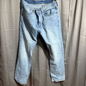 Levi's Men's Relaxed Jeans in Light Blue